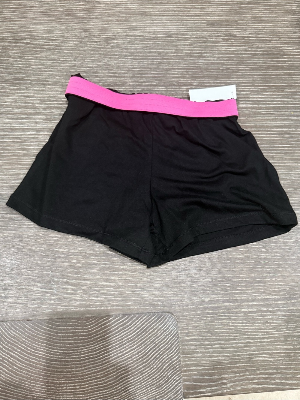 NWT Size XLarge 14/16 blackShorts with pink Waistband shrink resistant
